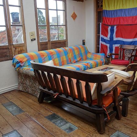 Casa Bellavista Hostel Bogotá Zewnętrze zdjęcie